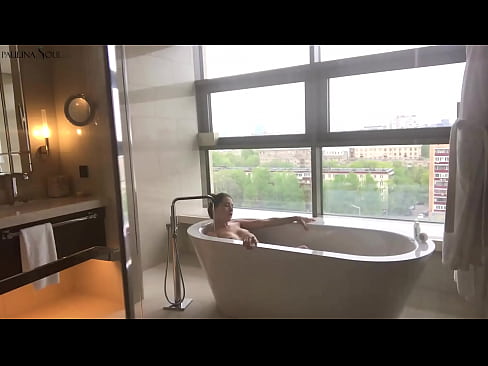 ❤️ Kæmpe babe ondt i sin fisse på badeværelset ️❌ Fucking video at da.xxxner.ru ☑