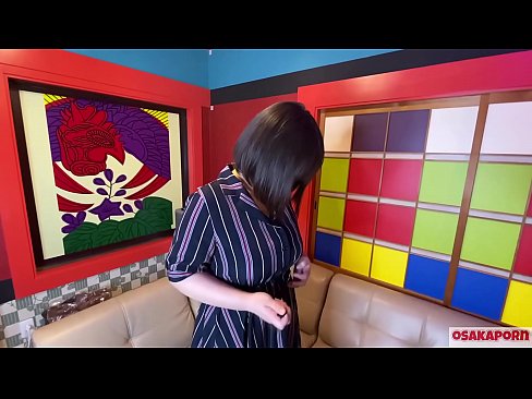 ❤️ Japansk cutie med store bryster onanerer med sexlegetøj og får en orgasme. Hun fortæller i et interview om sin kneppeoplevelse. Kæmpe bryster og behårede fisse stønner højt. Osakaporn ️❌ Fucking video at da.xxxner.ru ☑
